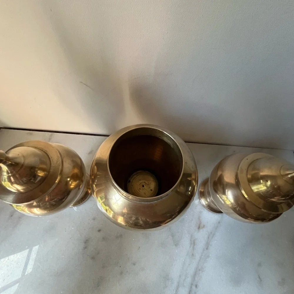Set of 3 pcs Vintage Solid Brass Urns Vases Ginger Jars with Lids Made in India